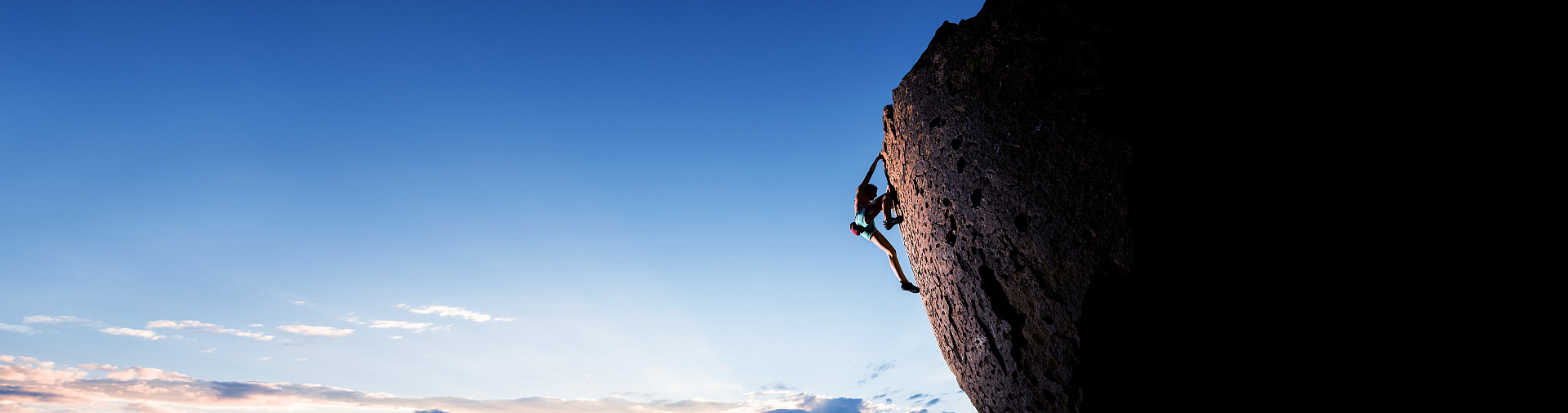 企業(yè)歷史與愿景弘揚(yáng)工業(yè)精神，追求完美質(zhì)量